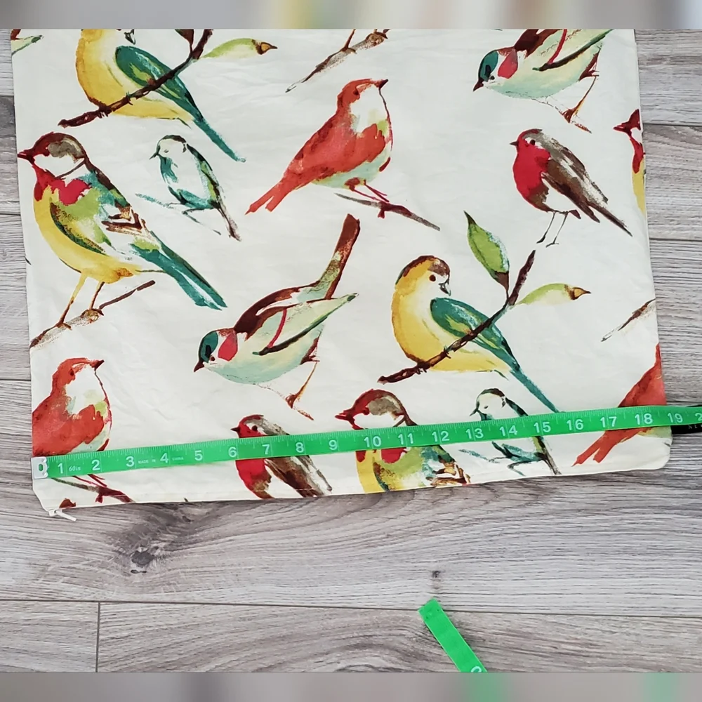Newport Vibrant Bird In/Outdoor Duck Feather Insert Accent Pillow, IMPECCABLE